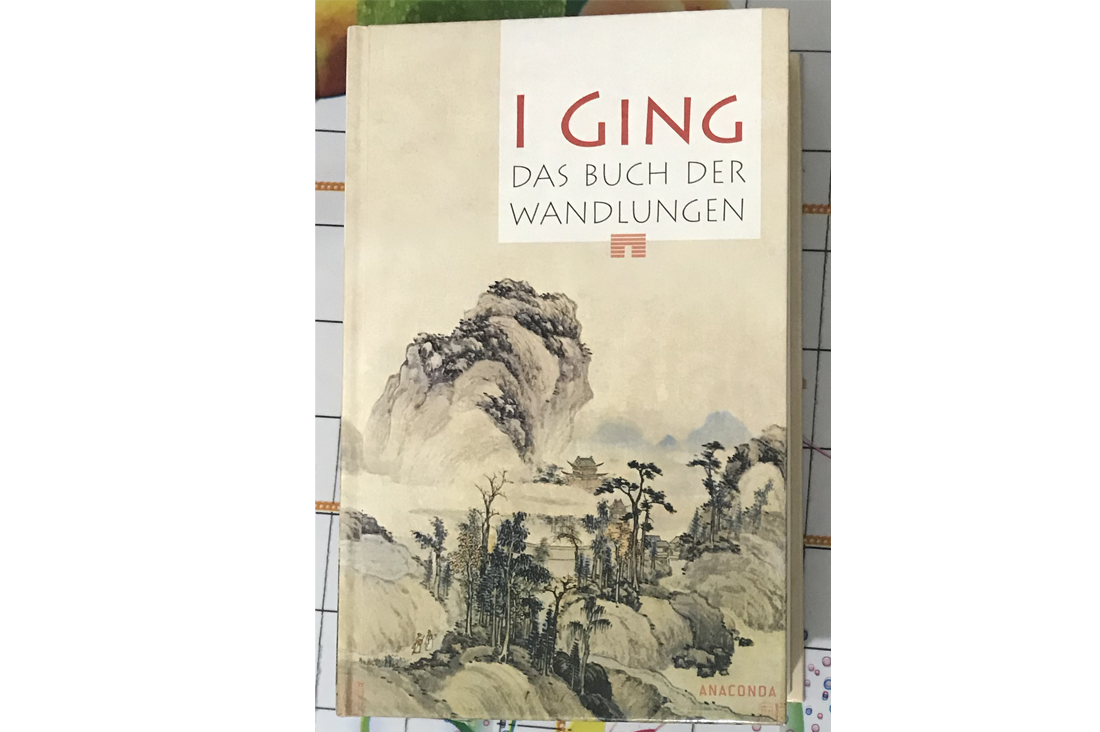 the cover of Wilhelm's German translation of the I Ching